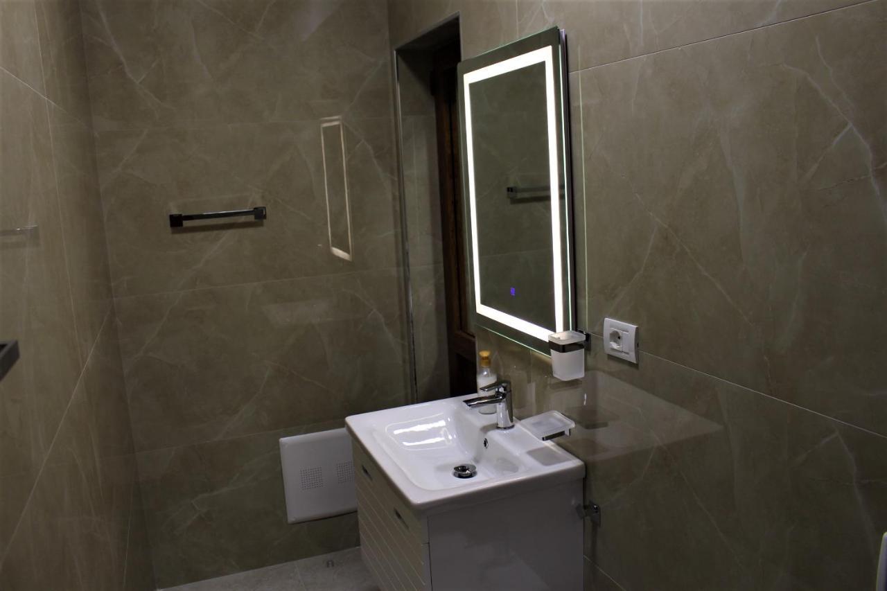 Hotel Vila Maledhi Berat Exterior photo