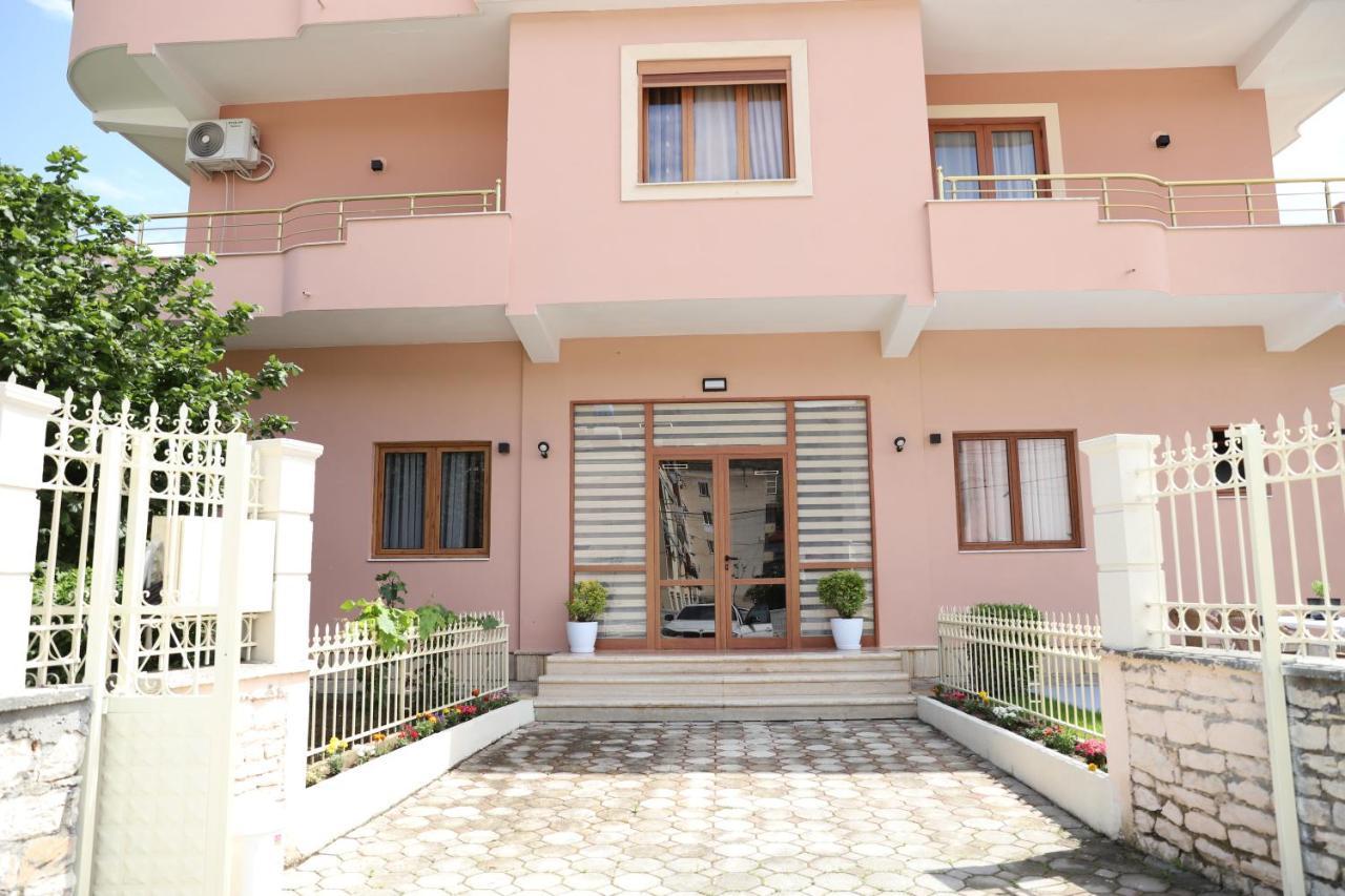 Hotel Vila Maledhi Berat Exterior photo