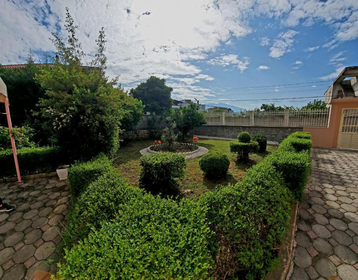 Hotel Vila Maledhi Berat Exterior photo