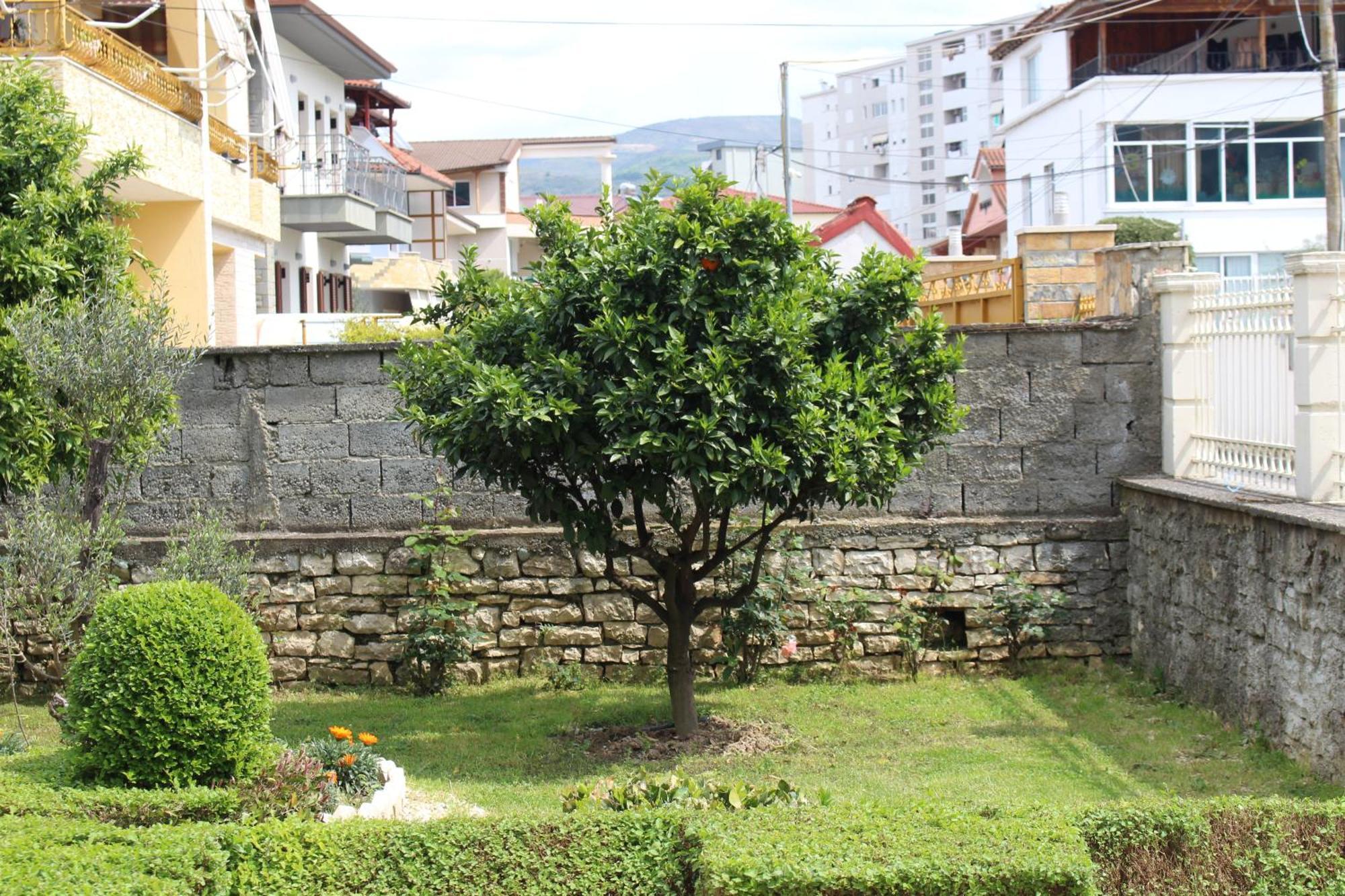Hotel Vila Maledhi Berat Exterior photo